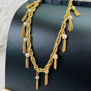 Beautiful vintage goldtone dangle fringe chain, choker necklace